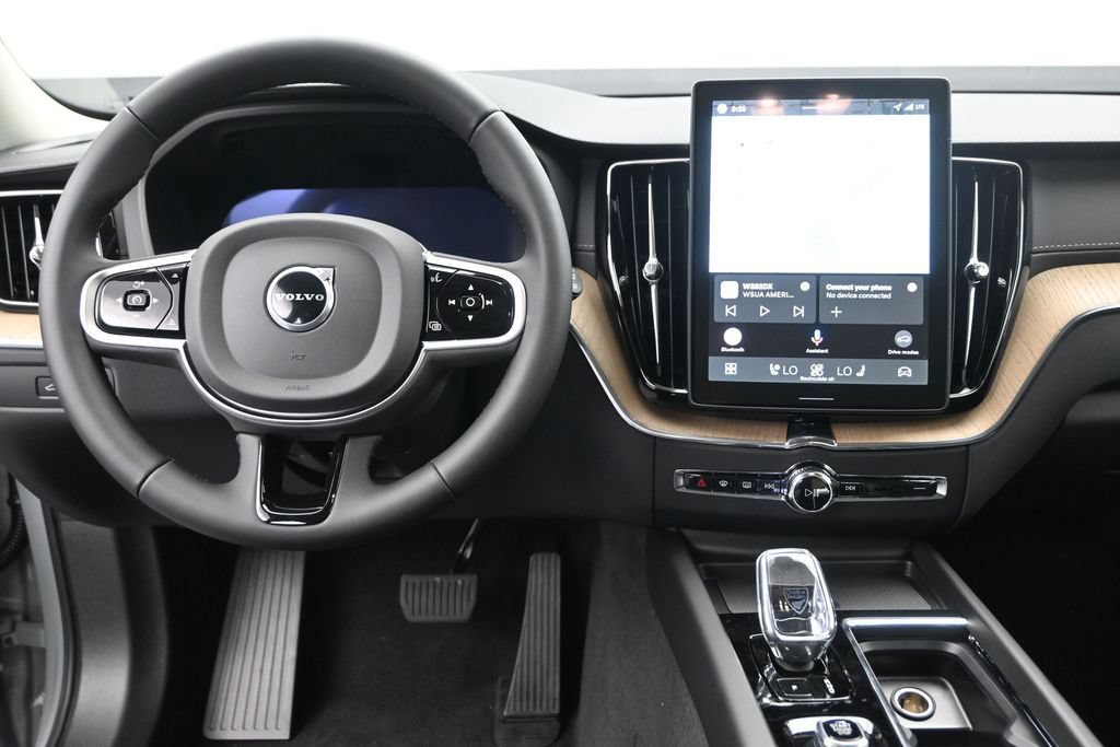 New 2026 Volvo XC60 B5 Ultra AWD/4WD image 12