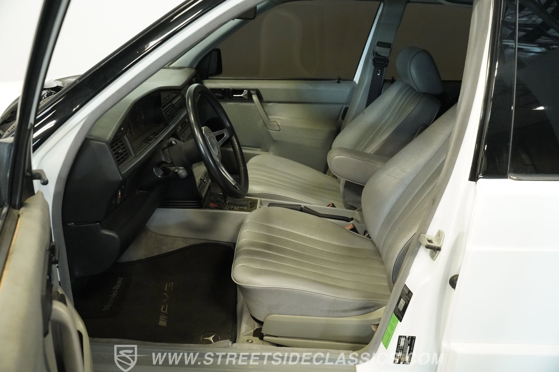 Used 1989 Mercedes-Benz 190 E 2.6 image 3