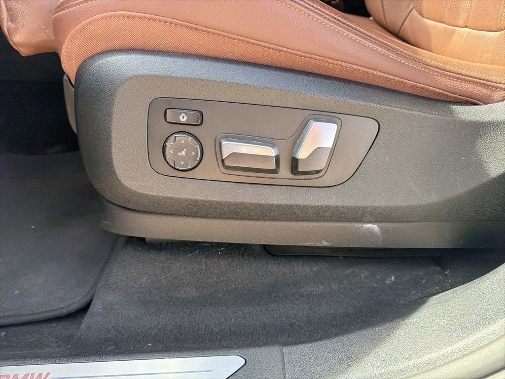 Used 2019 BMW X5 xDrive40i w/ Premium Package 2 image 12