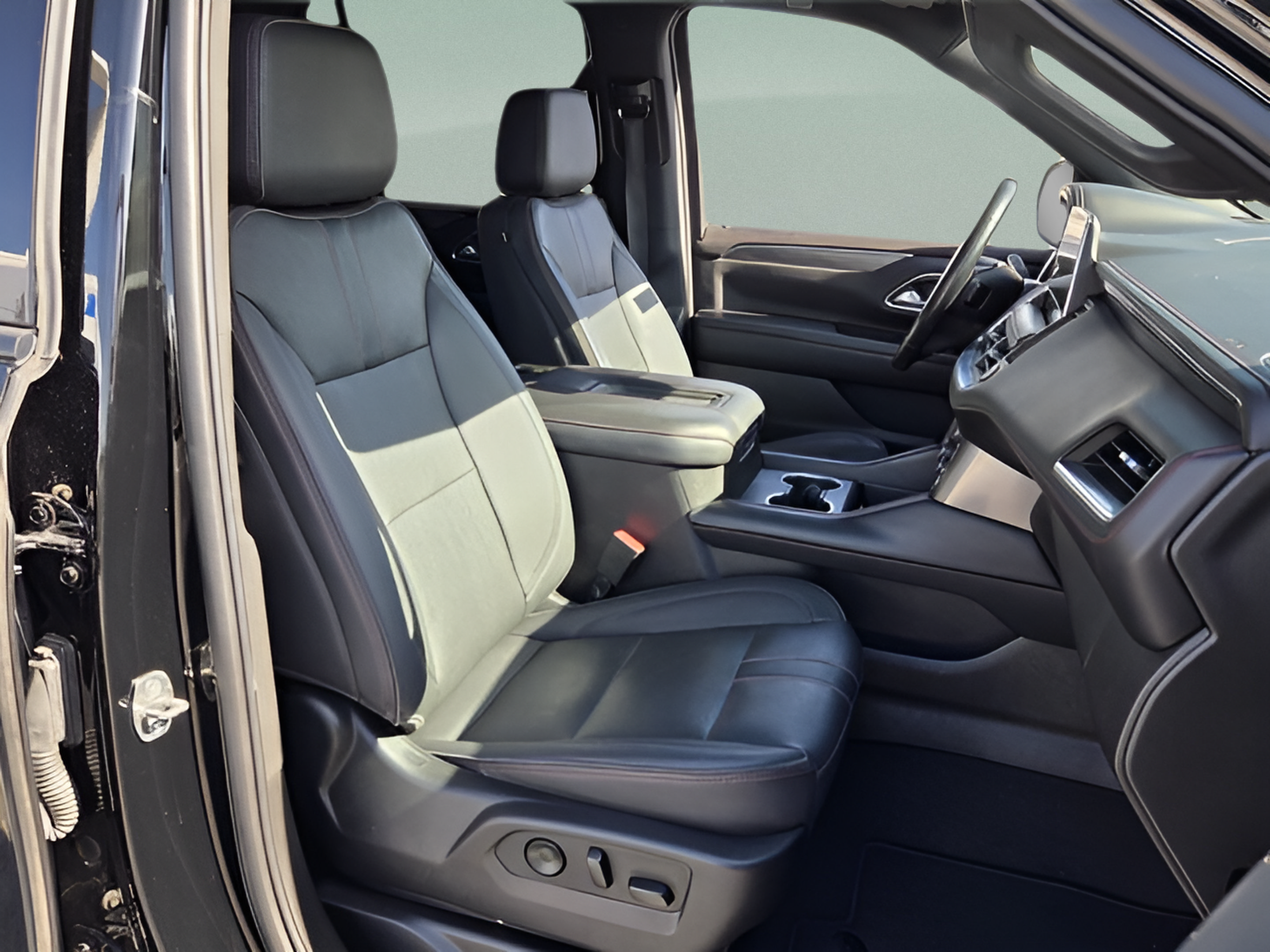 Certified 2022 Chevrolet Tahoe RST RWD image 15