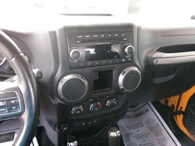 Used 2012 Jeep Wrangler Sport AWD/4WD image 6