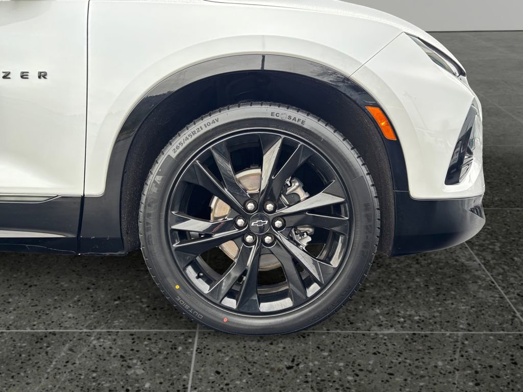 Used 2021 Chevrolet Blazer RS w/ Enhanced Convenience Package image 9