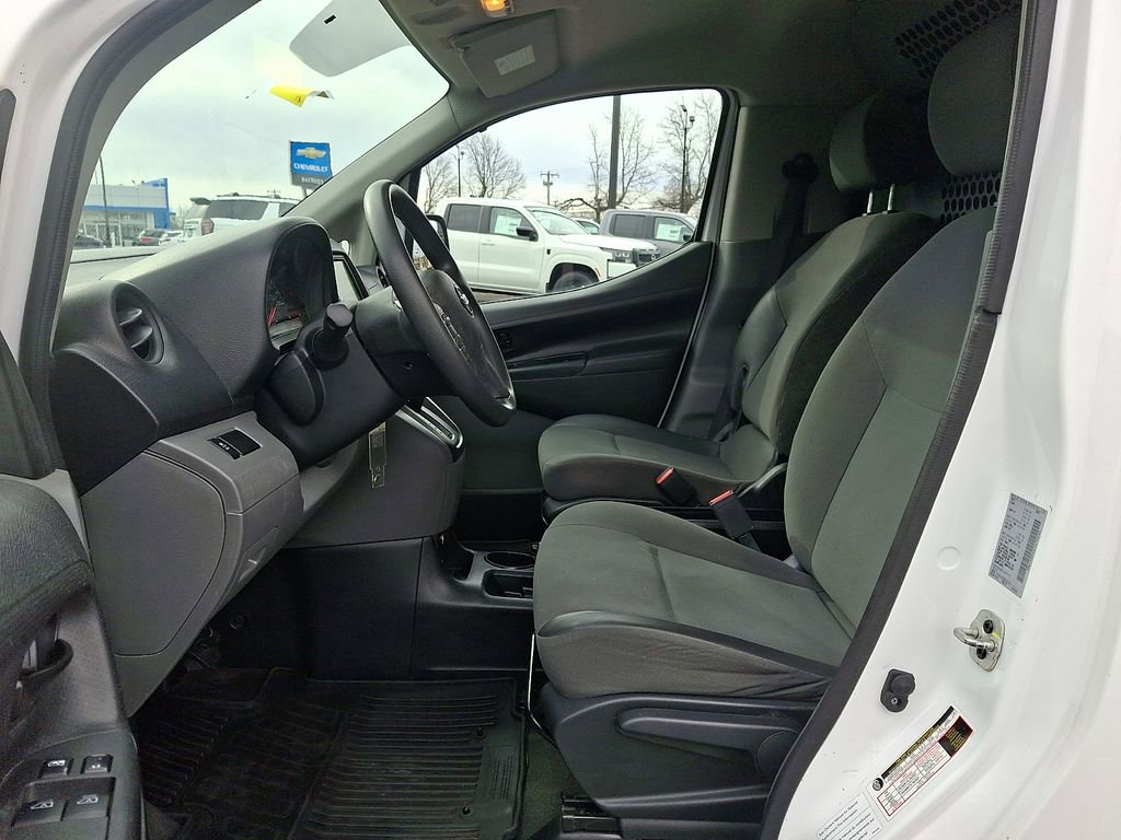 Used 2020 Nissan NV200 S FWD image 13