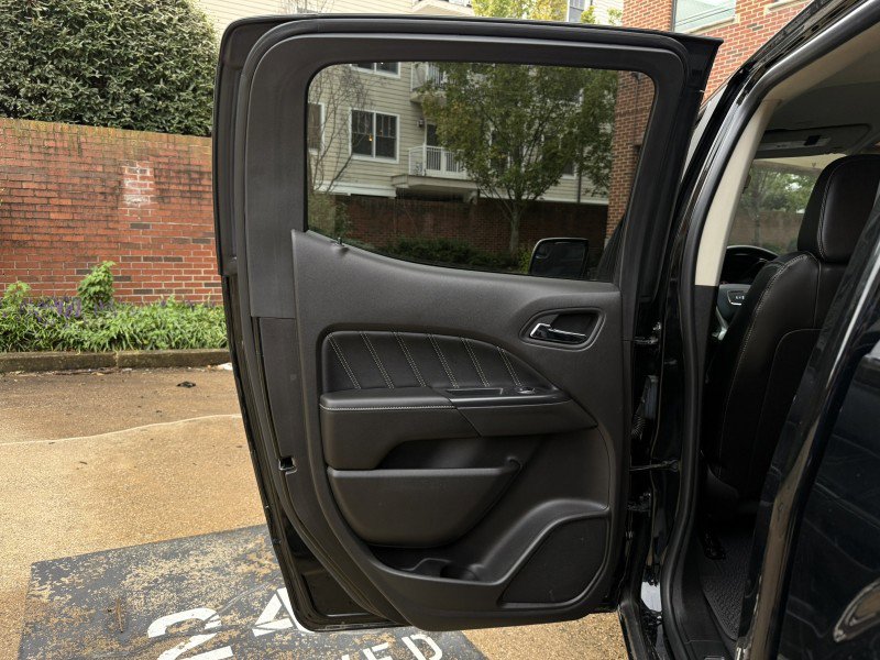 Used 2021 GMC Canyon Denali image 13