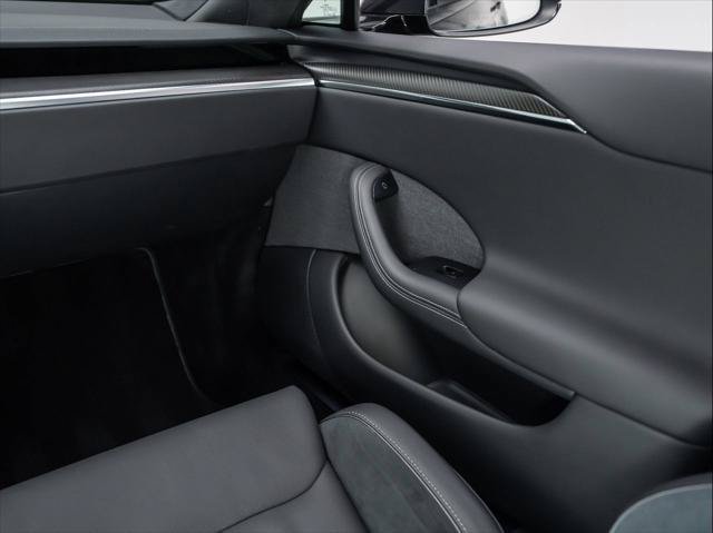 Used 2024 Tesla Model S Plaid AWD/4WD image 30