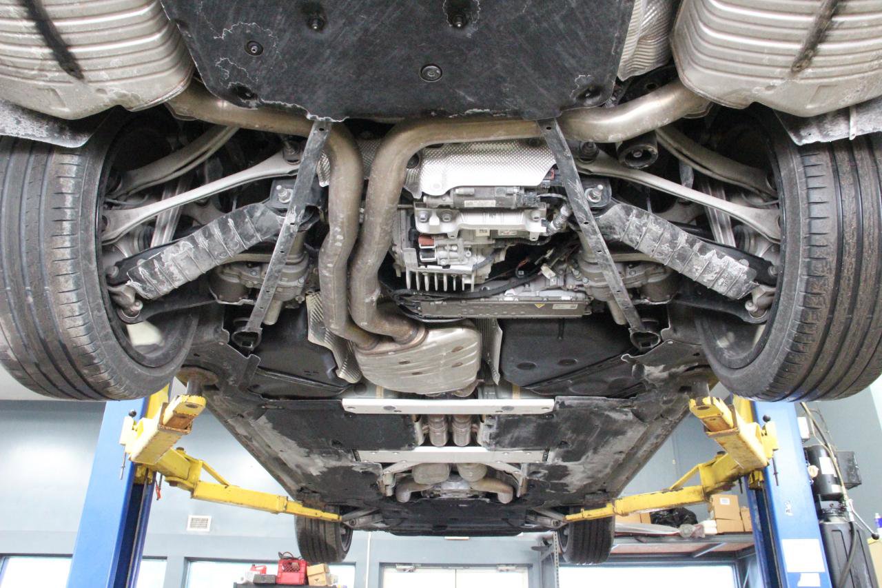 Used 2022 Audi S8 w/ S8 Comfort Plus Package image 87