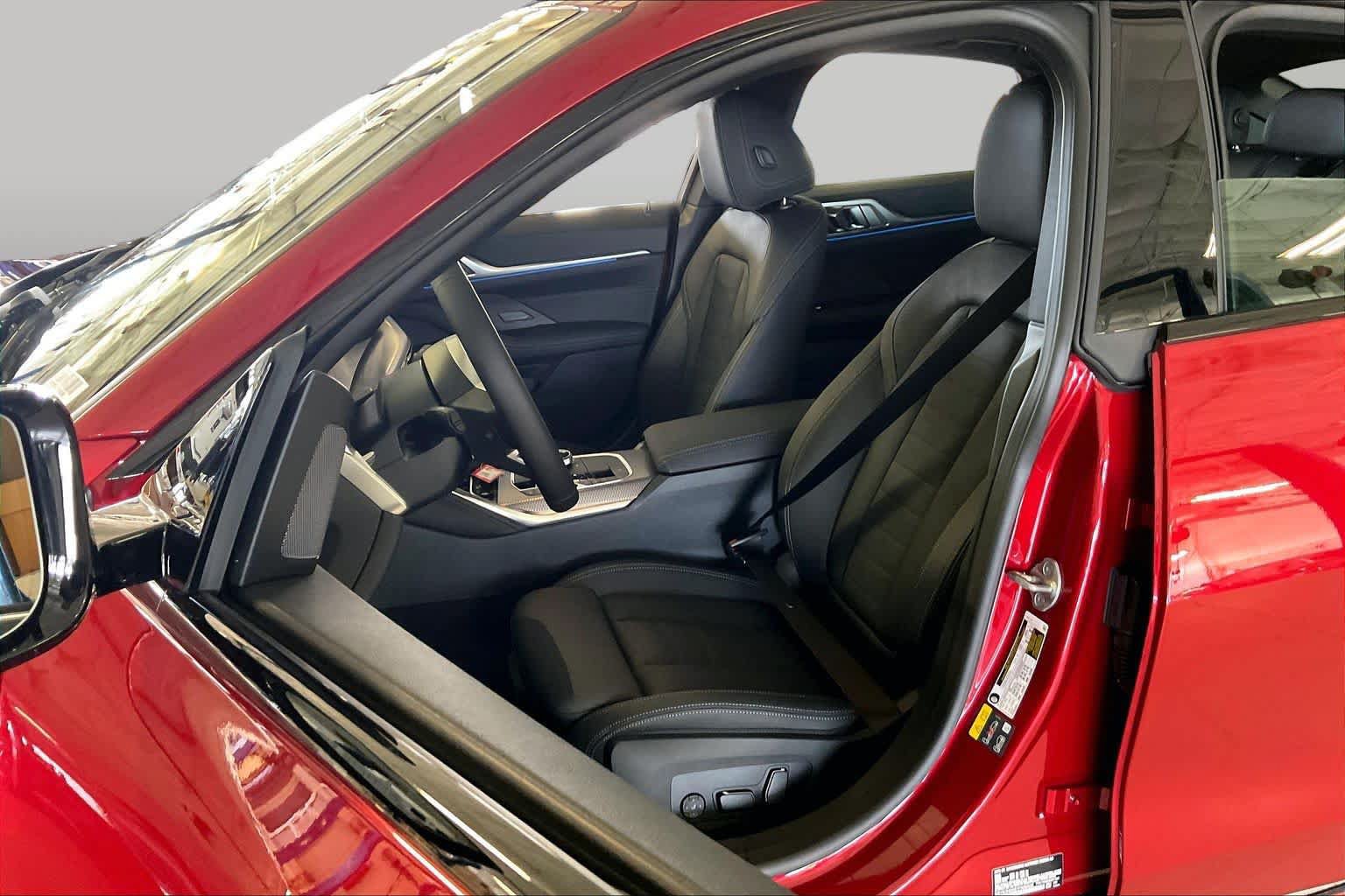 New 2026 BMW i4 eDrive40 w/ M Sport Package RWD image 9
