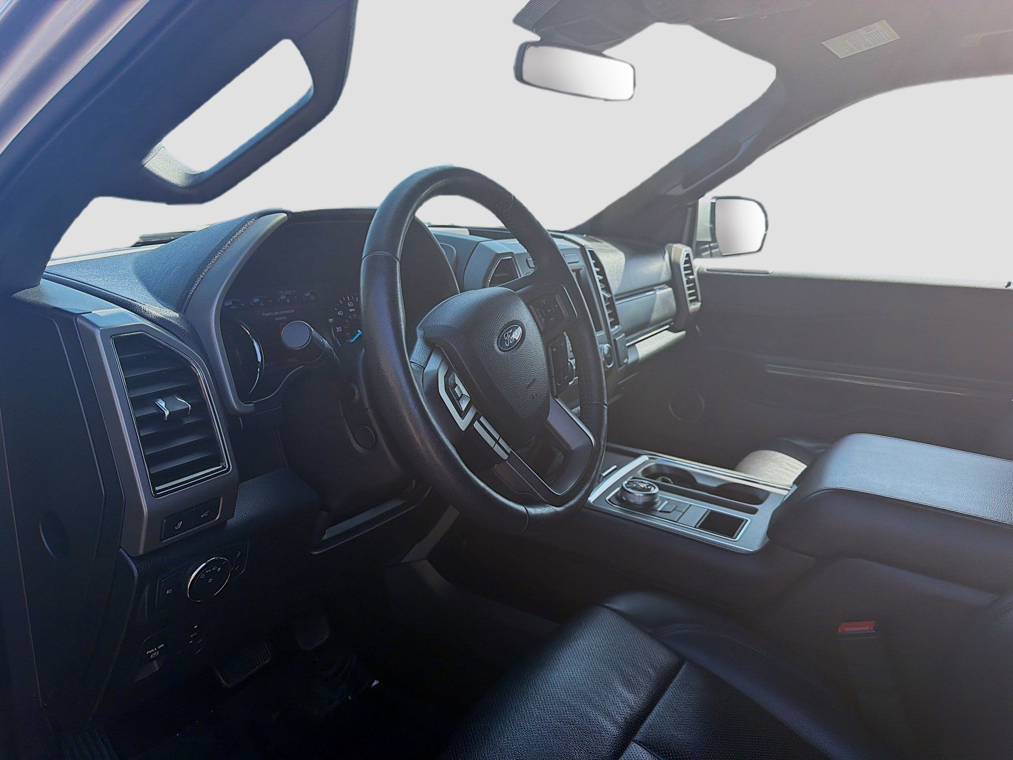 Used 2019 Ford Expedition XLT w/ Equipment Group 202A image 9