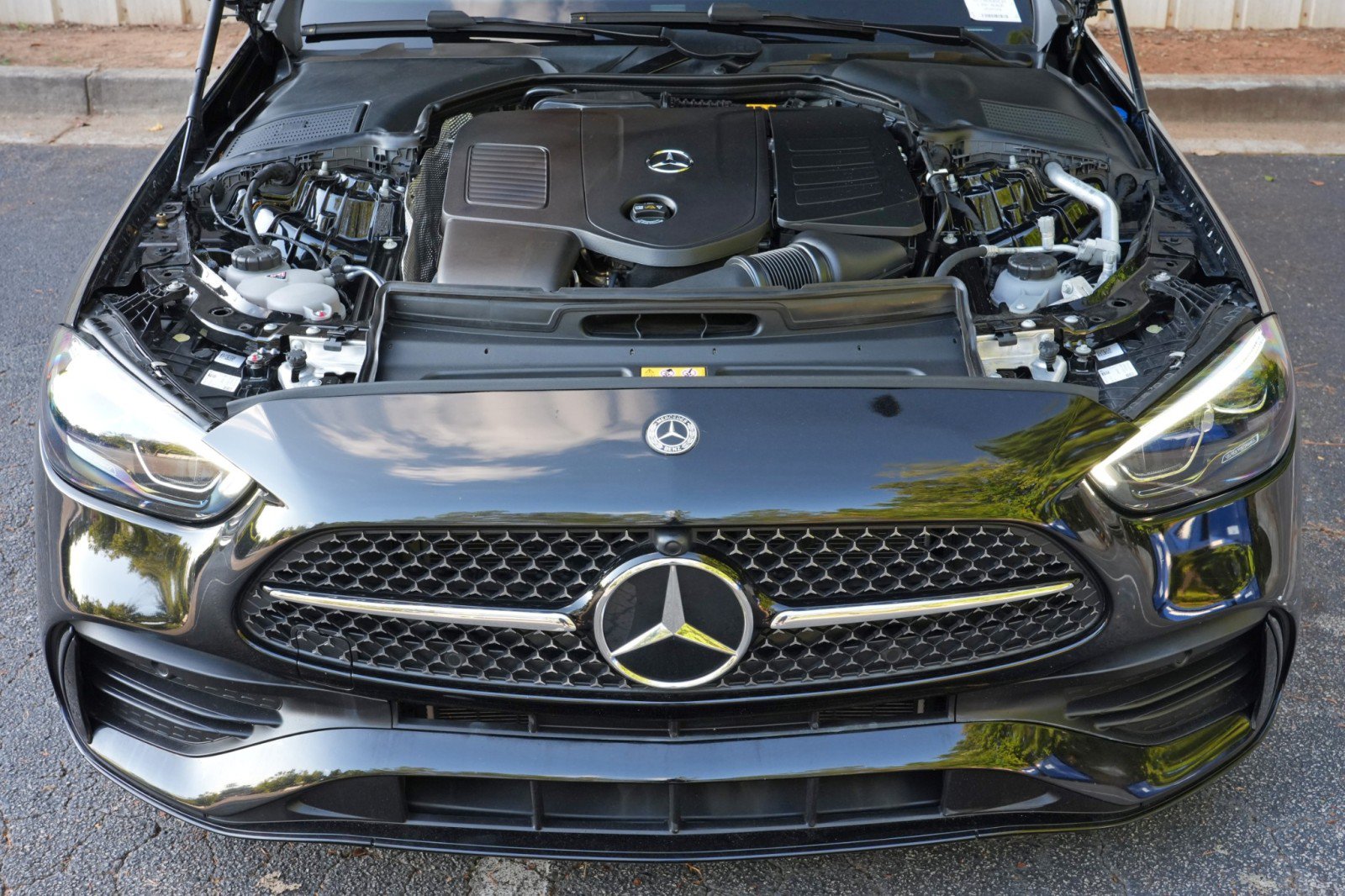 Used 2025 Mercedes-Benz C 300 Sedan w/ AMG Line w/ Night Package image 8