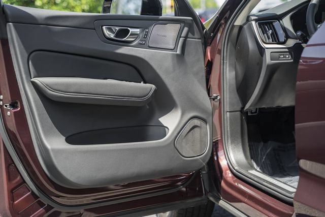 New 2026 Volvo XC60 T8 Plus w/ Protection Package Premier AWD/4WD image 38