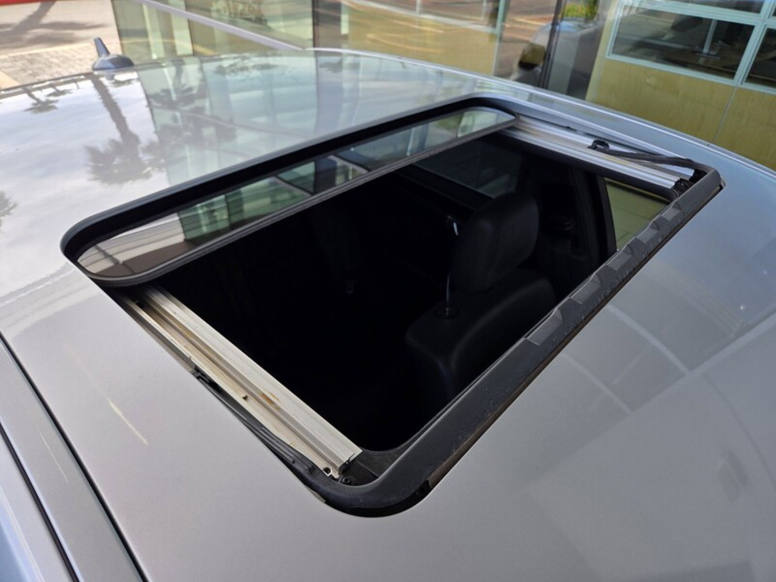 Used 2012 Mercedes-Benz E 350 BlueTEC Sedan image 21