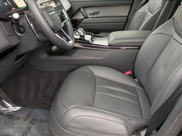 Certified 2025 Land Rover Range Rover Sport SE image 17