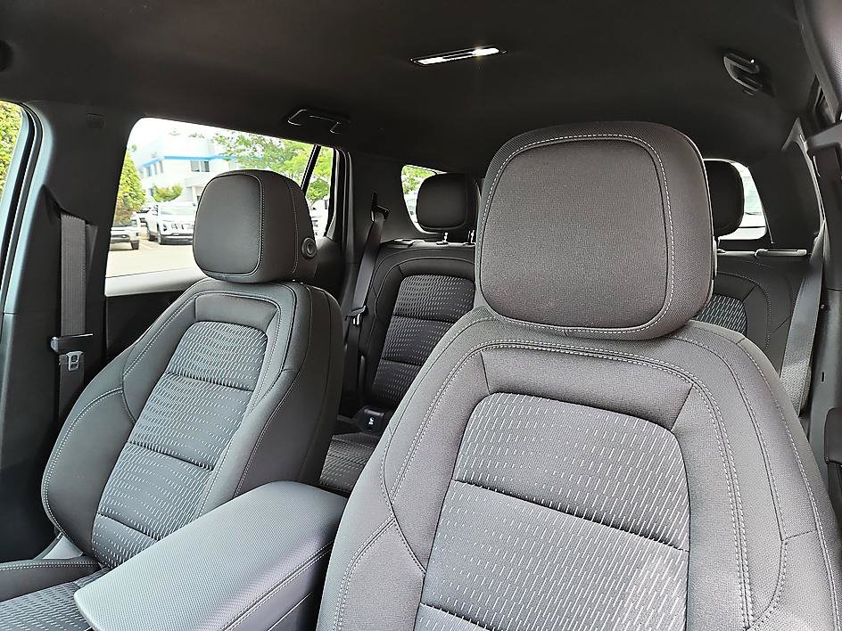 New 2026 Chevrolet Equinox LT FWD image 15