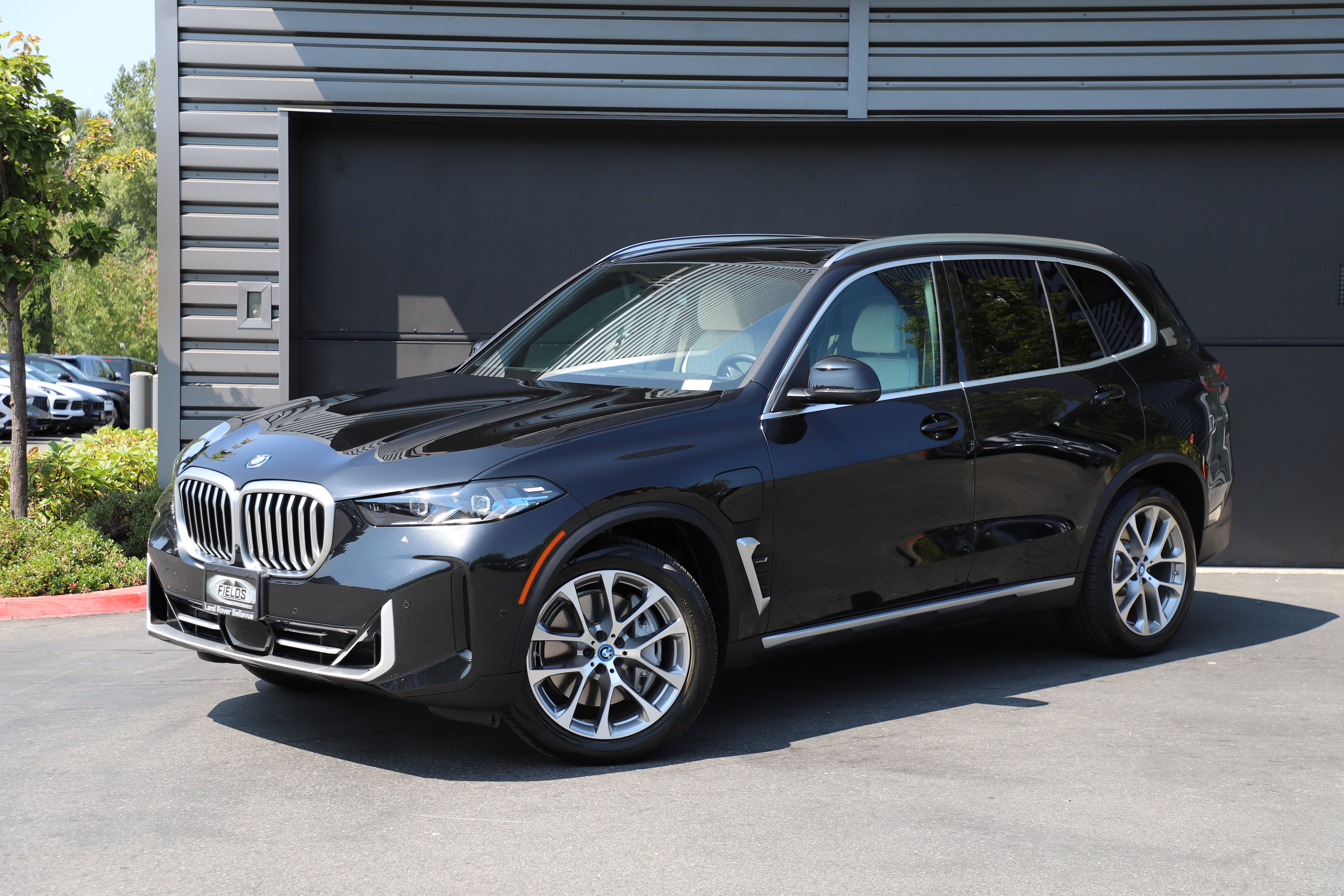 Used 2024 BMW X5 xDrive50e w/ Premium Package AWD/4WD video 1