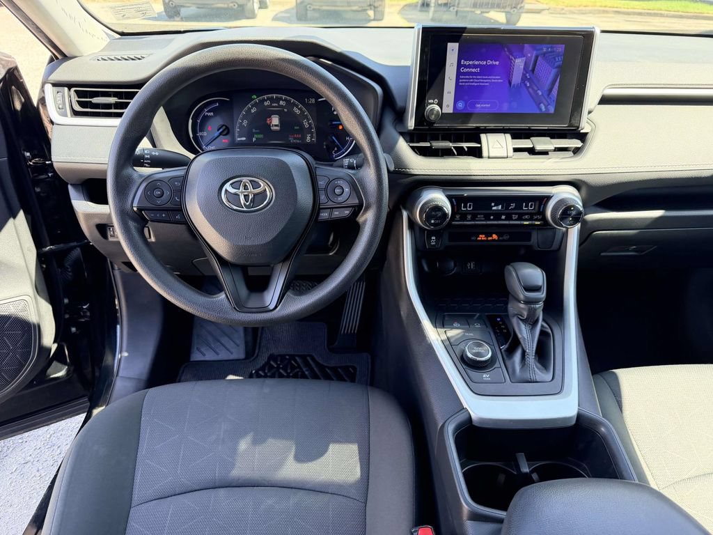 Certified 2025 Toyota RAV4 XLE AWD/4WD image 2