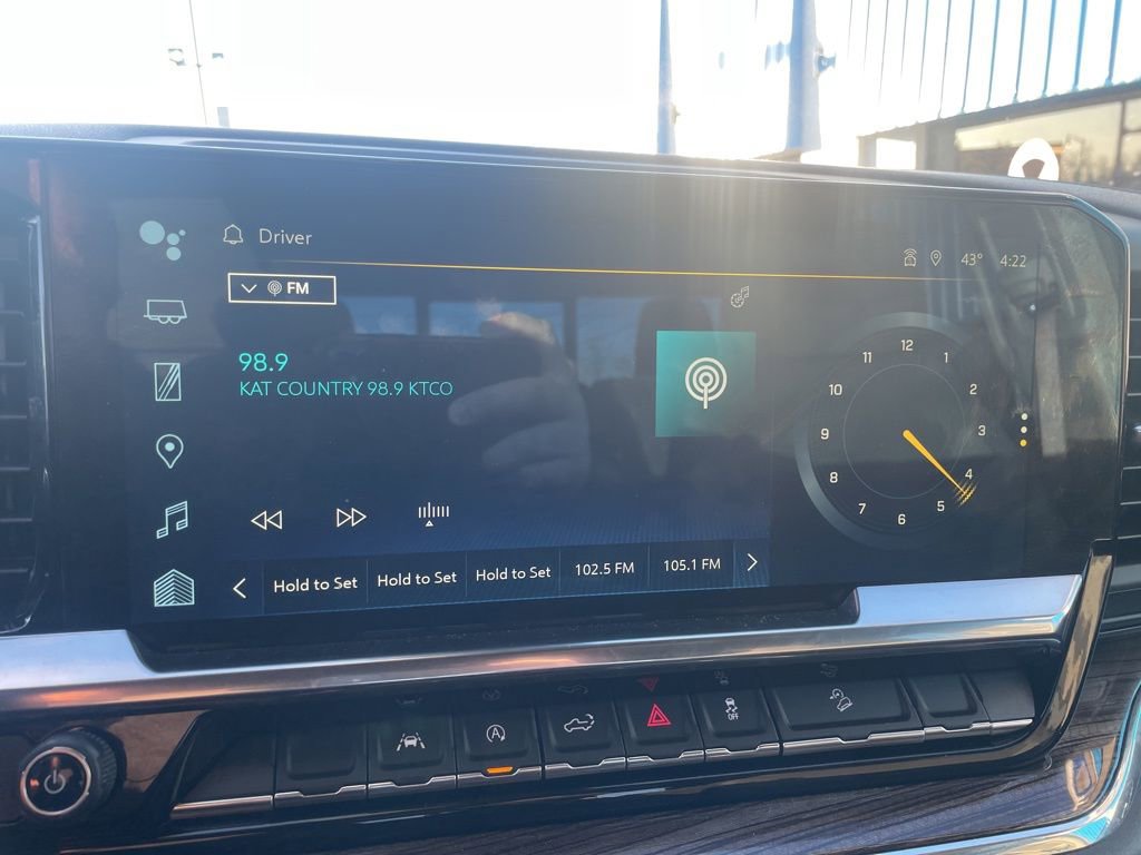 Used 2024 Chevrolet Silverado 1500 LT Trail Boss w/ Convenience Package II image 21