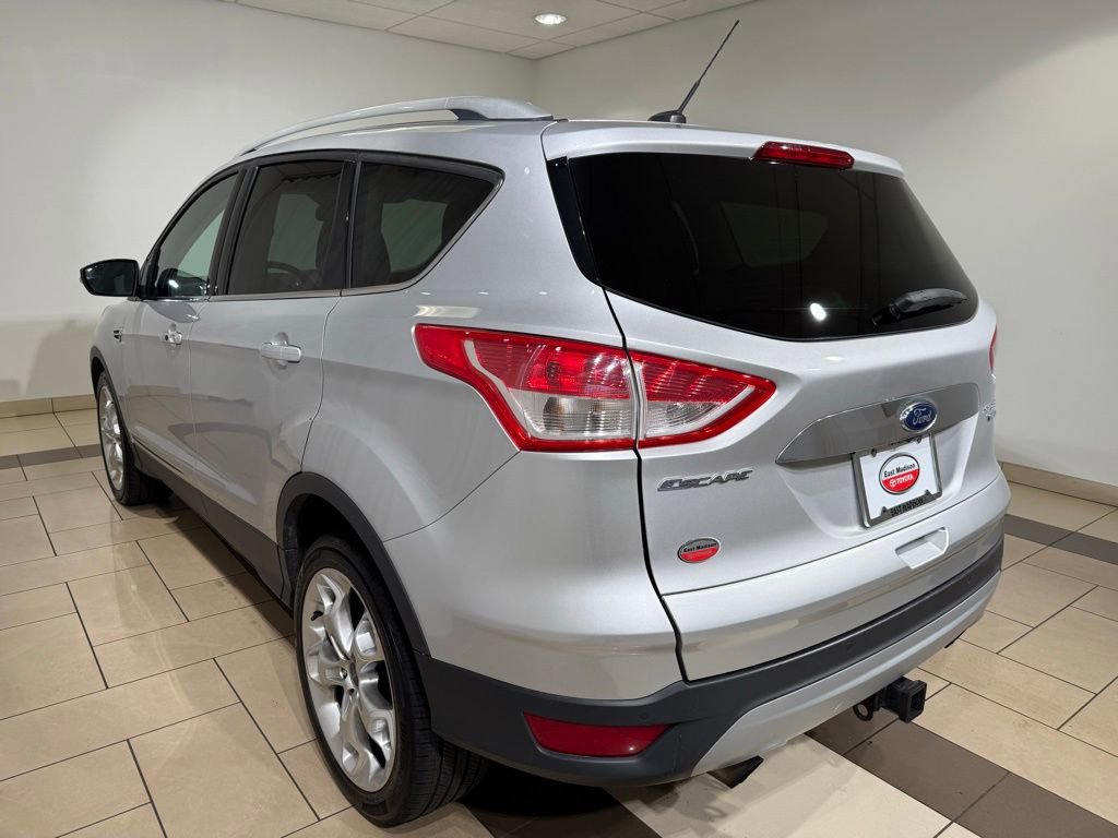 Used 2015 Ford Escape Titanium image 3