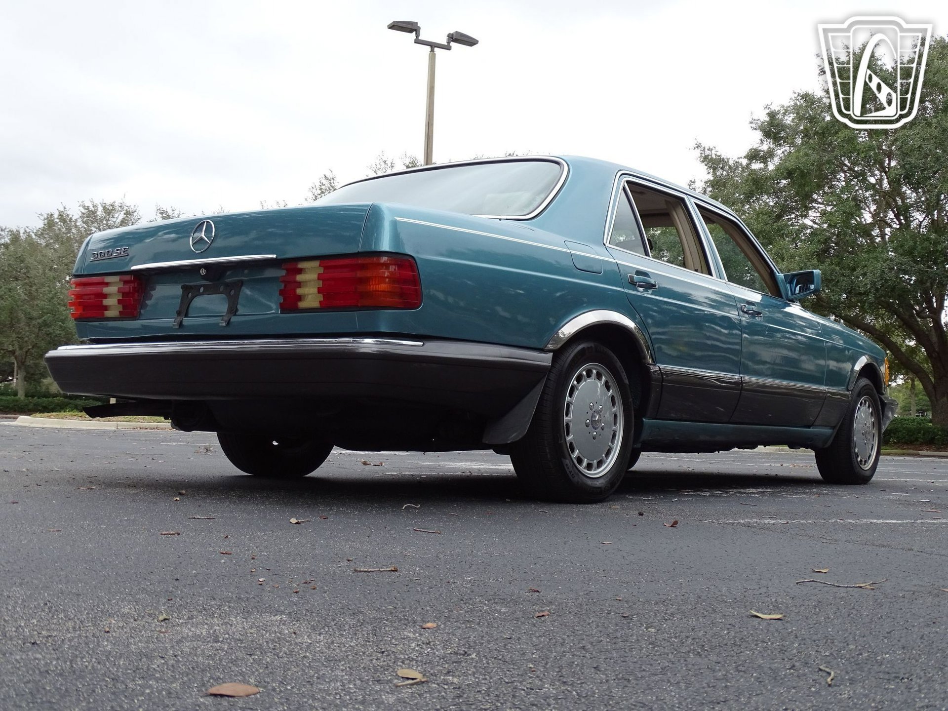 Used 1991 Mercedes-Benz 300 SE image 22
