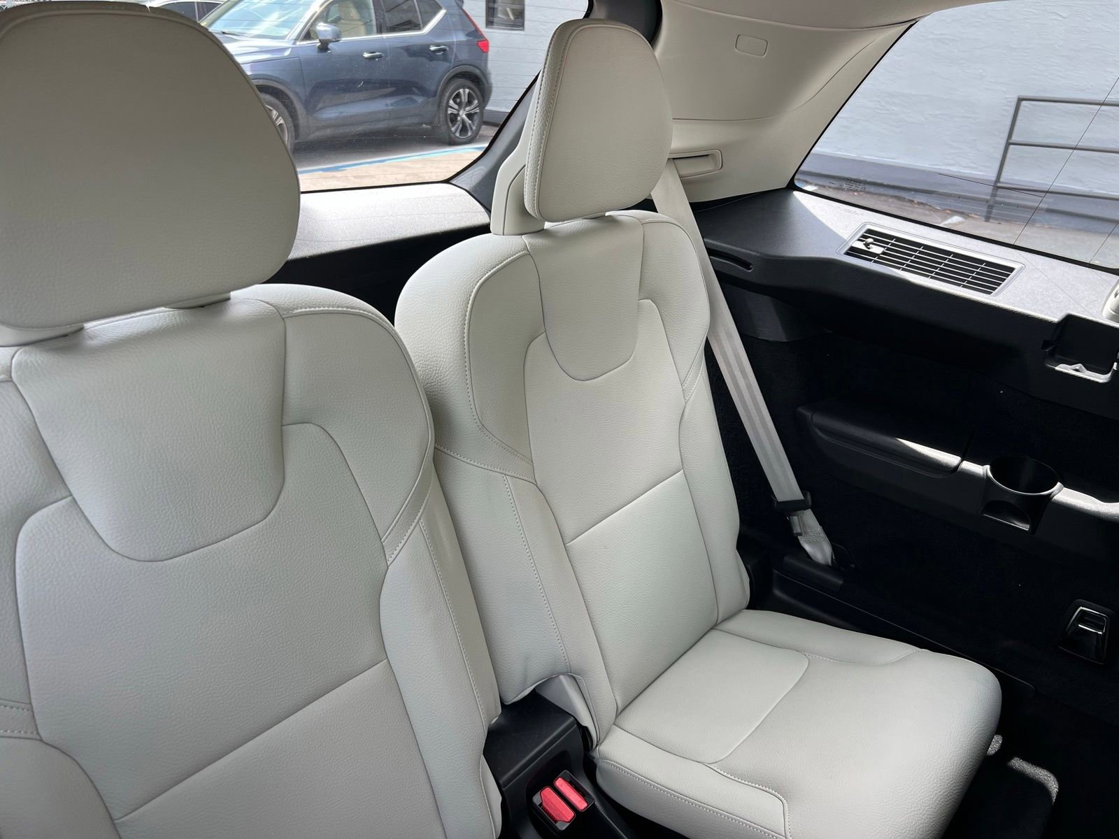 Used 2020 Volvo XC90 T5 Momentum w/ Protection Package Premier FWD image 55