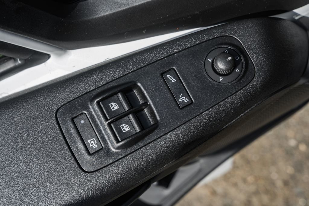 New 2025 RAM ProMaster 3500 w/ Quick Order Package 22G SLT image 33