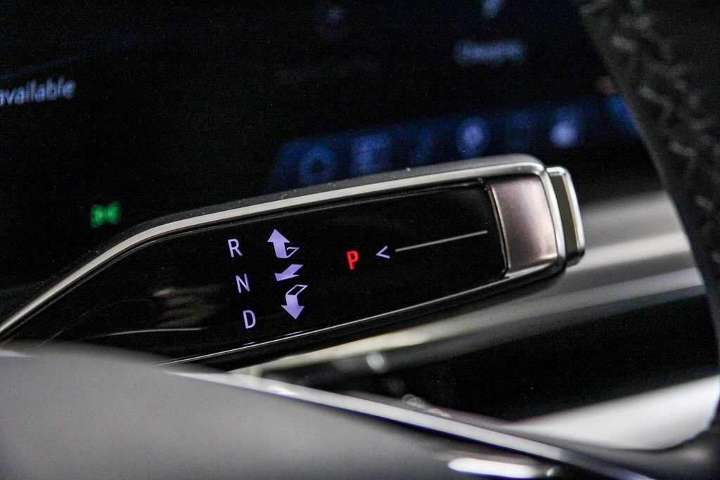 Certified 2024 Cadillac Lyriq Sport image 17