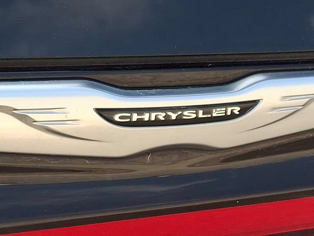 Used 2025 Chrysler Pacifica Select FWD image 29