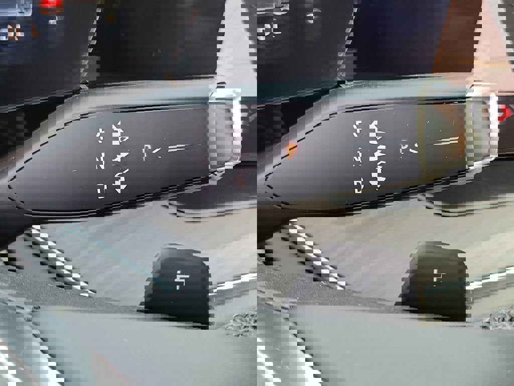 New 2026 Chevrolet Suburban LS image 12