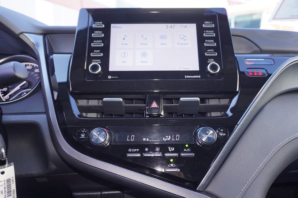 Certified 2024 Toyota Camry SE w/ Cold Weather Package image 18