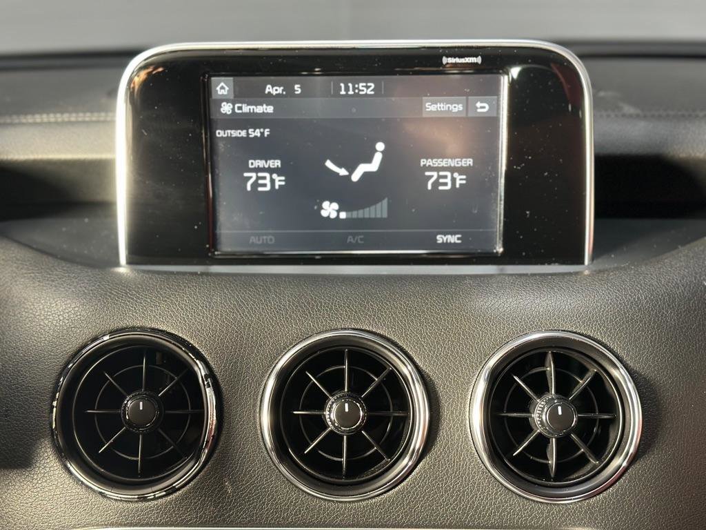 Used 2020 Kia Stinger GT image 16