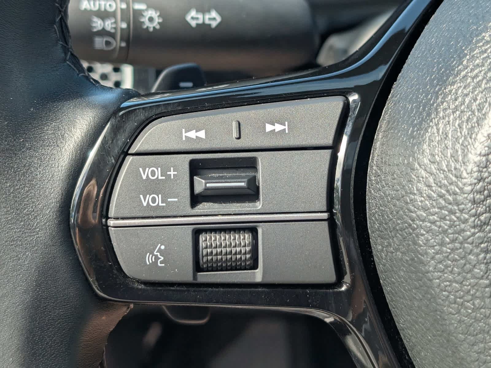 Certified 2025 Honda Civic Sport Touring image 22