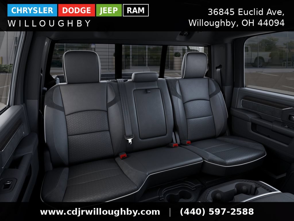 New 2025 RAM 2500 Laramie AWD/4WD image 18