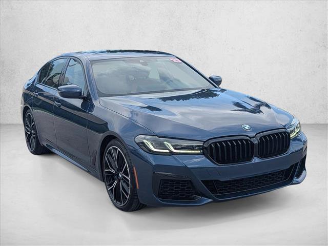 Used 2023 BMW 540i w/ M Sport Package RWD image 3