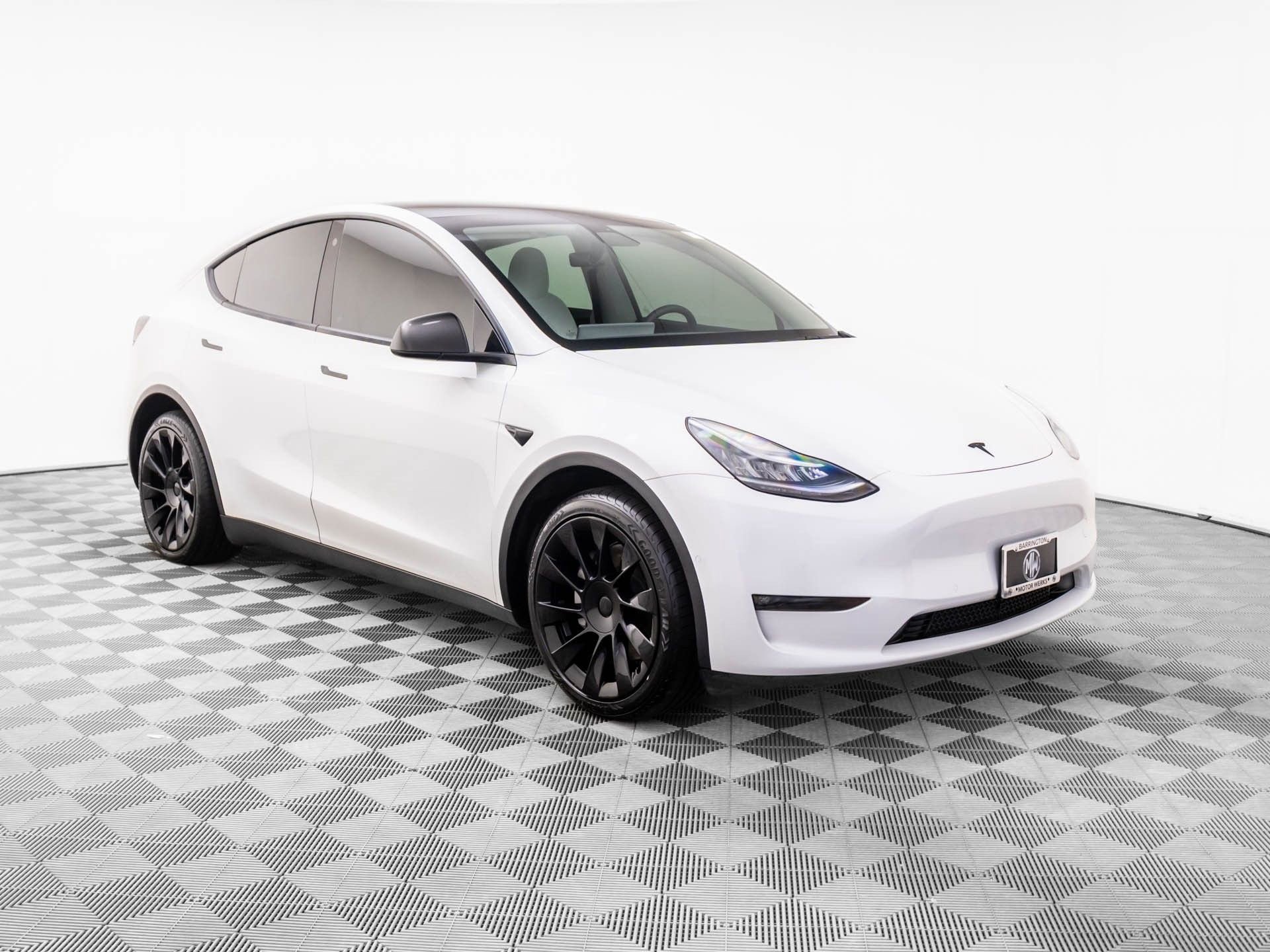 Used 2021 Tesla Model Y Long Range image 7