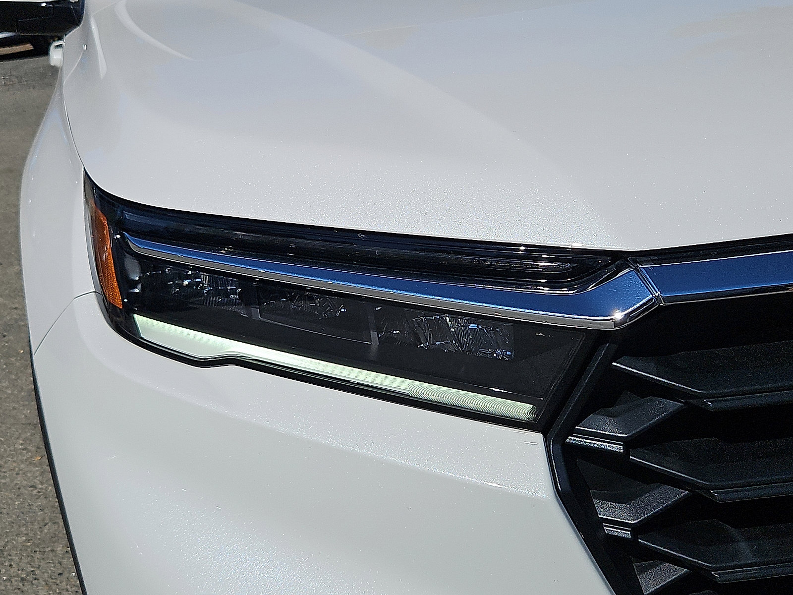 Used 2024 Honda Pilot EX-L image 10