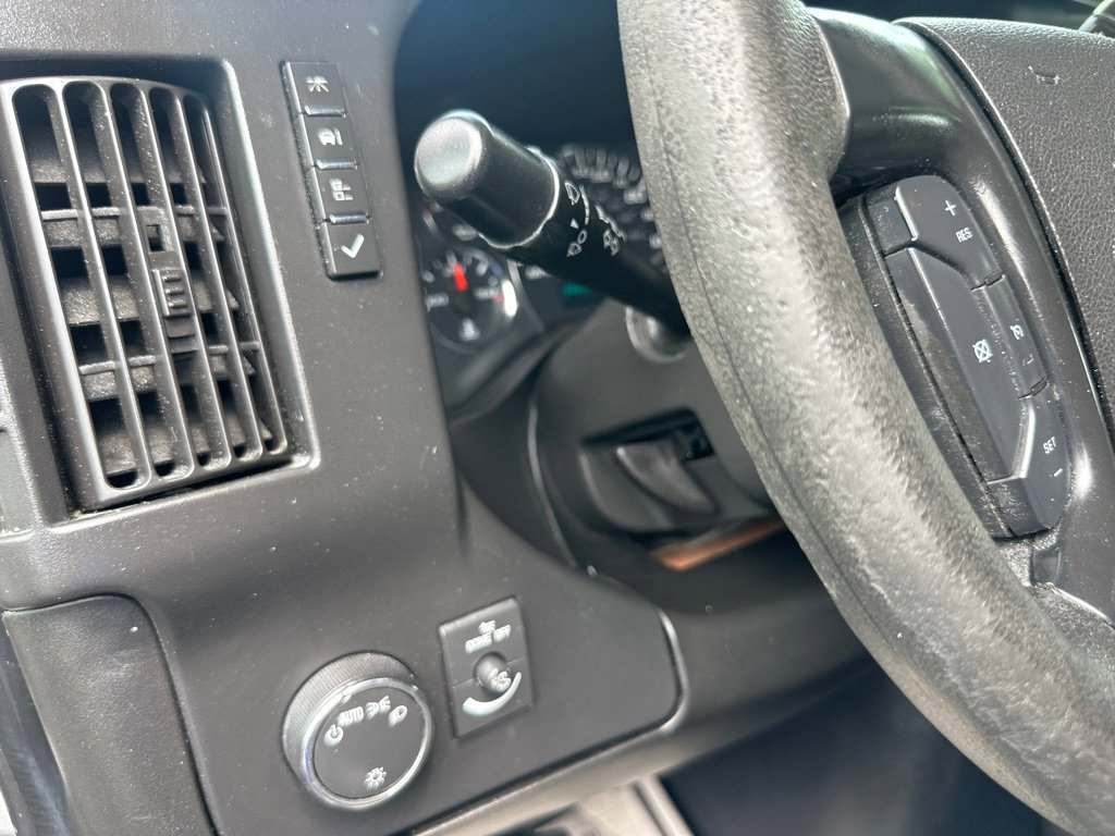 Used 2015 Chevrolet Express 3500 LS image 30