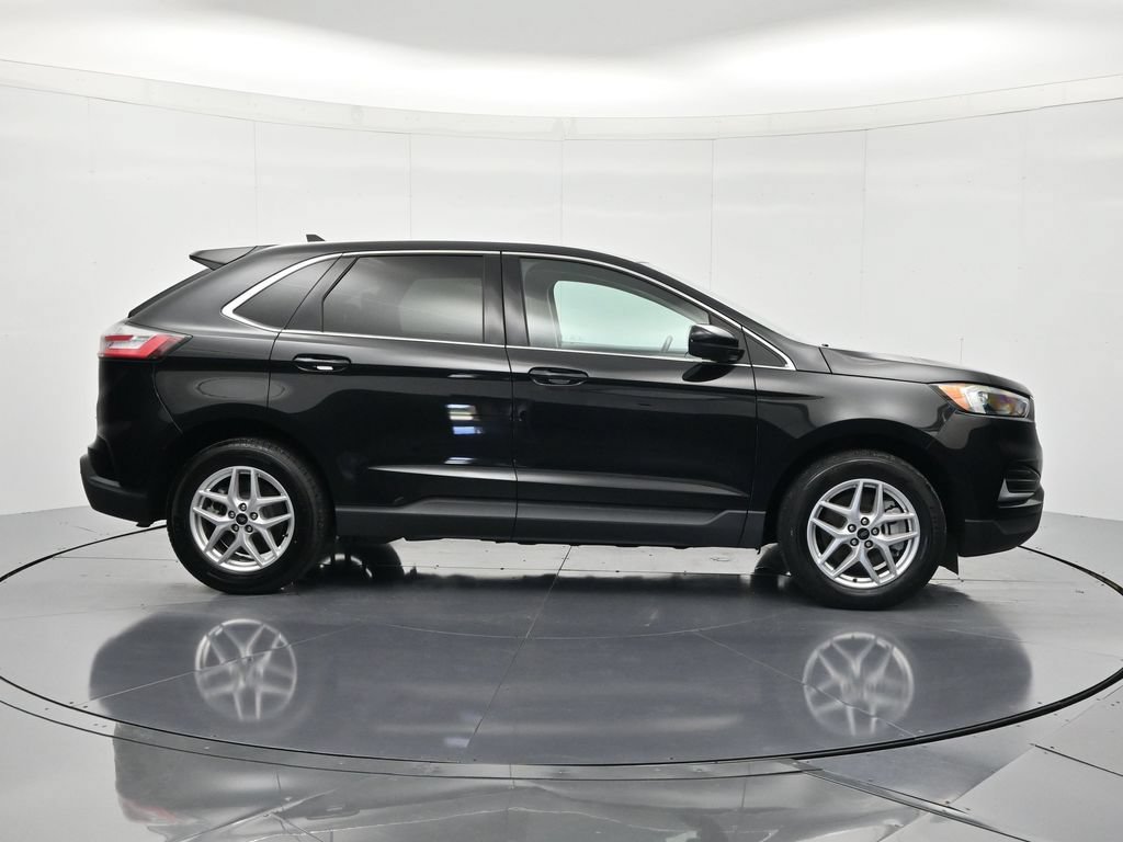 Used 2024 Ford Edge SEL AWD/4WD image 4