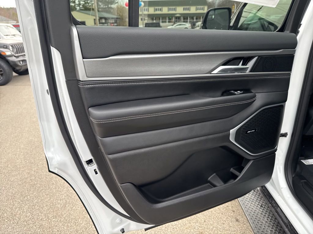 New 2026 Jeep Grand Wagoneer Upland image 27