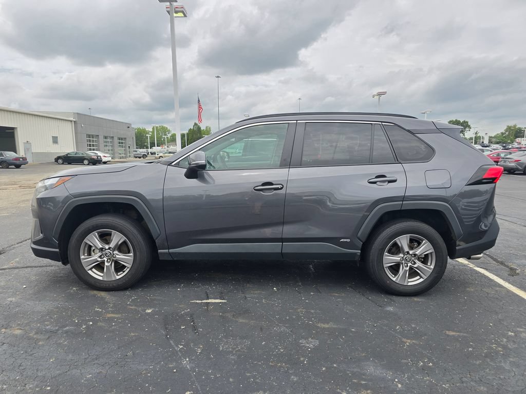 Certified 2025 Toyota RAV4 XLE AWD/4WD image 5