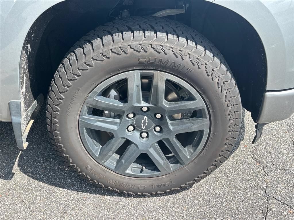 Used 2024 Chevrolet Silverado 1500 Custom AWD/4WD image 6