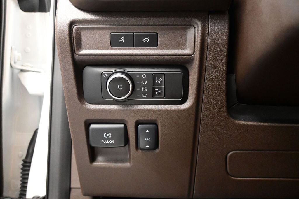 Used 2024 Ford Expedition King Ranch RWD image 17
