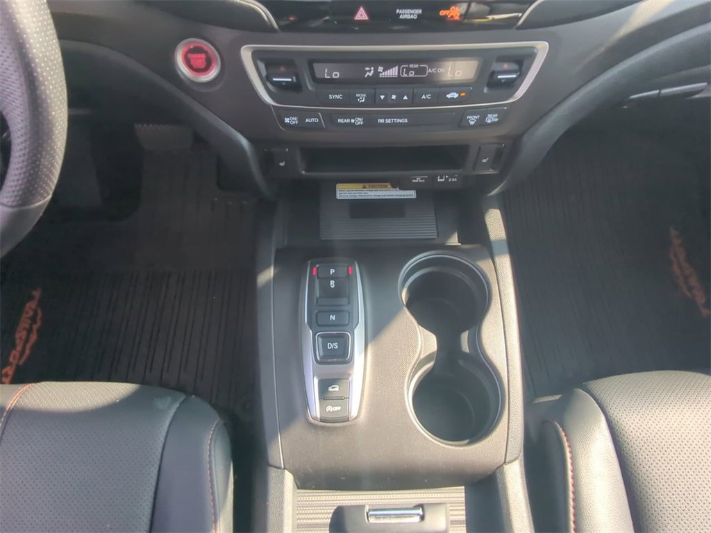 Certified 2023 Honda Passport TrailSport image 18