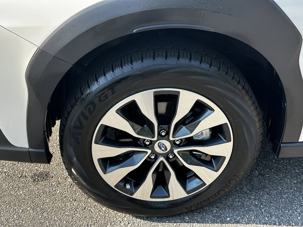 Used 2024 Subaru Outback Touring AWD/4WD image 13