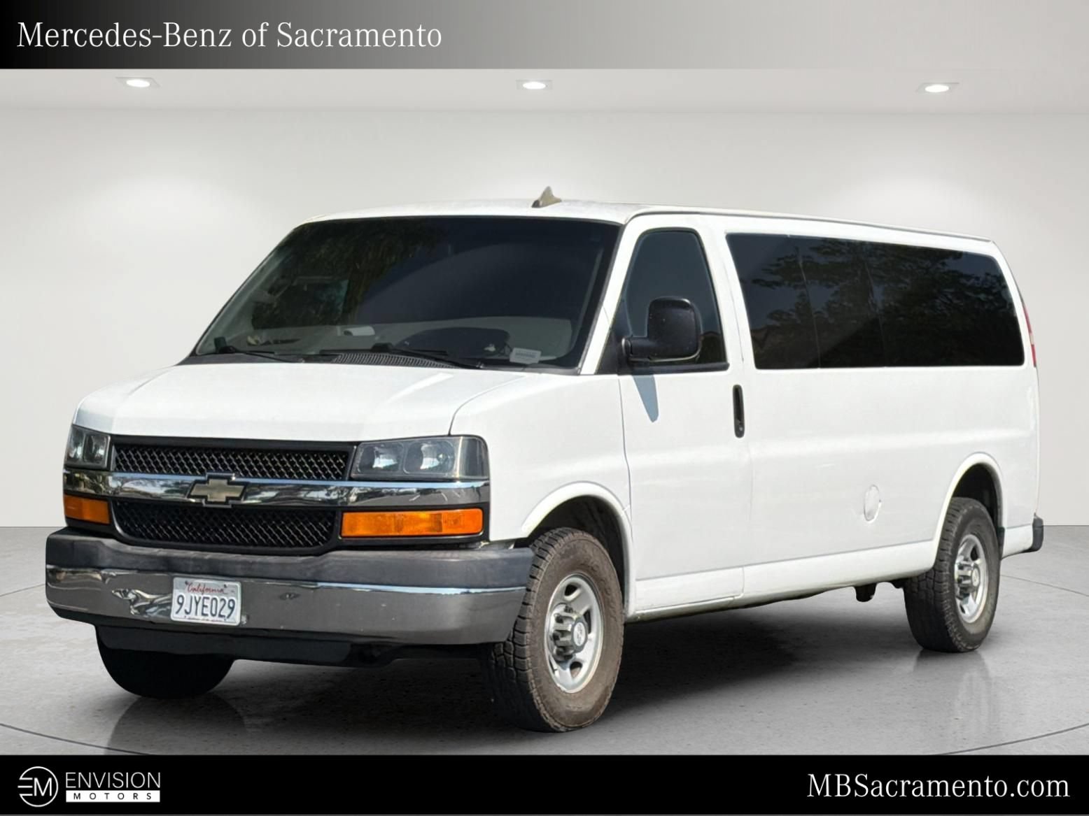 Used 2016 Chevrolet Express 3500 LT w/ LT Preferred Equipment Group RWD video 1