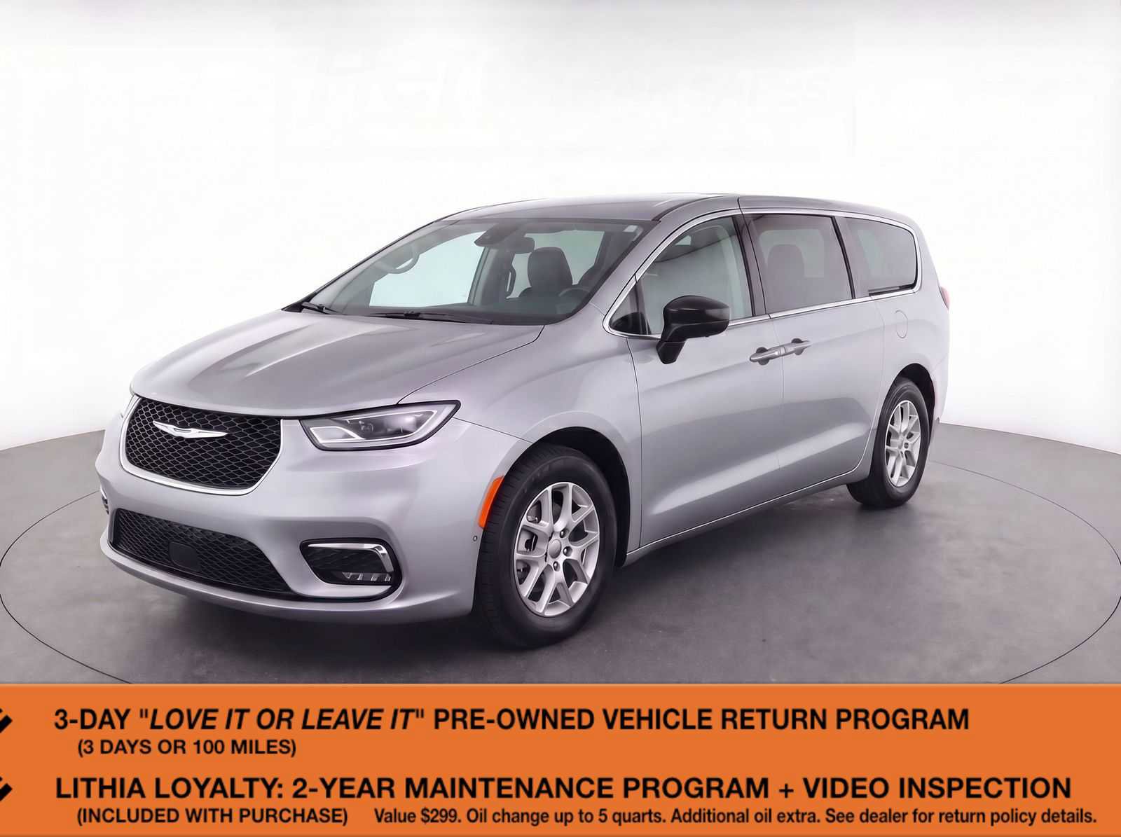 Used 2024 Chrysler Pacifica Touring-L video 1