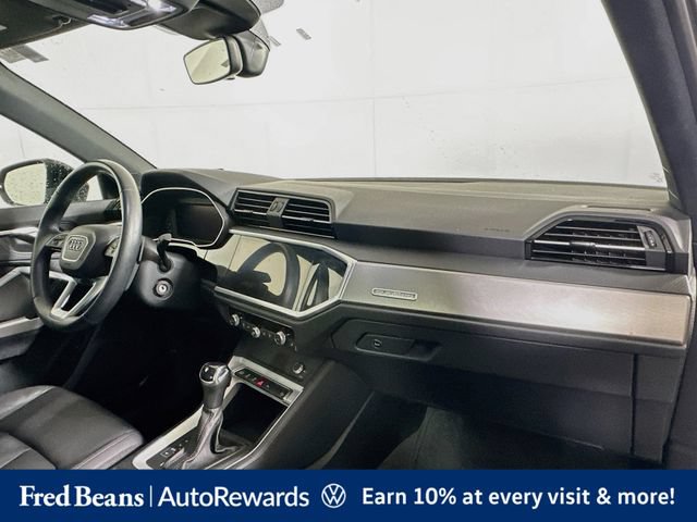 Used 2024 Audi Q3 2.0T Premium AWD/4WD image 34