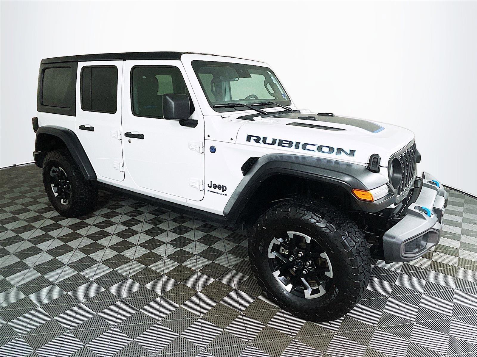 Used 2024 Jeep Wrangler Unlimited Rubicon 4xe w/ Technology Group AWD/4WD video 1