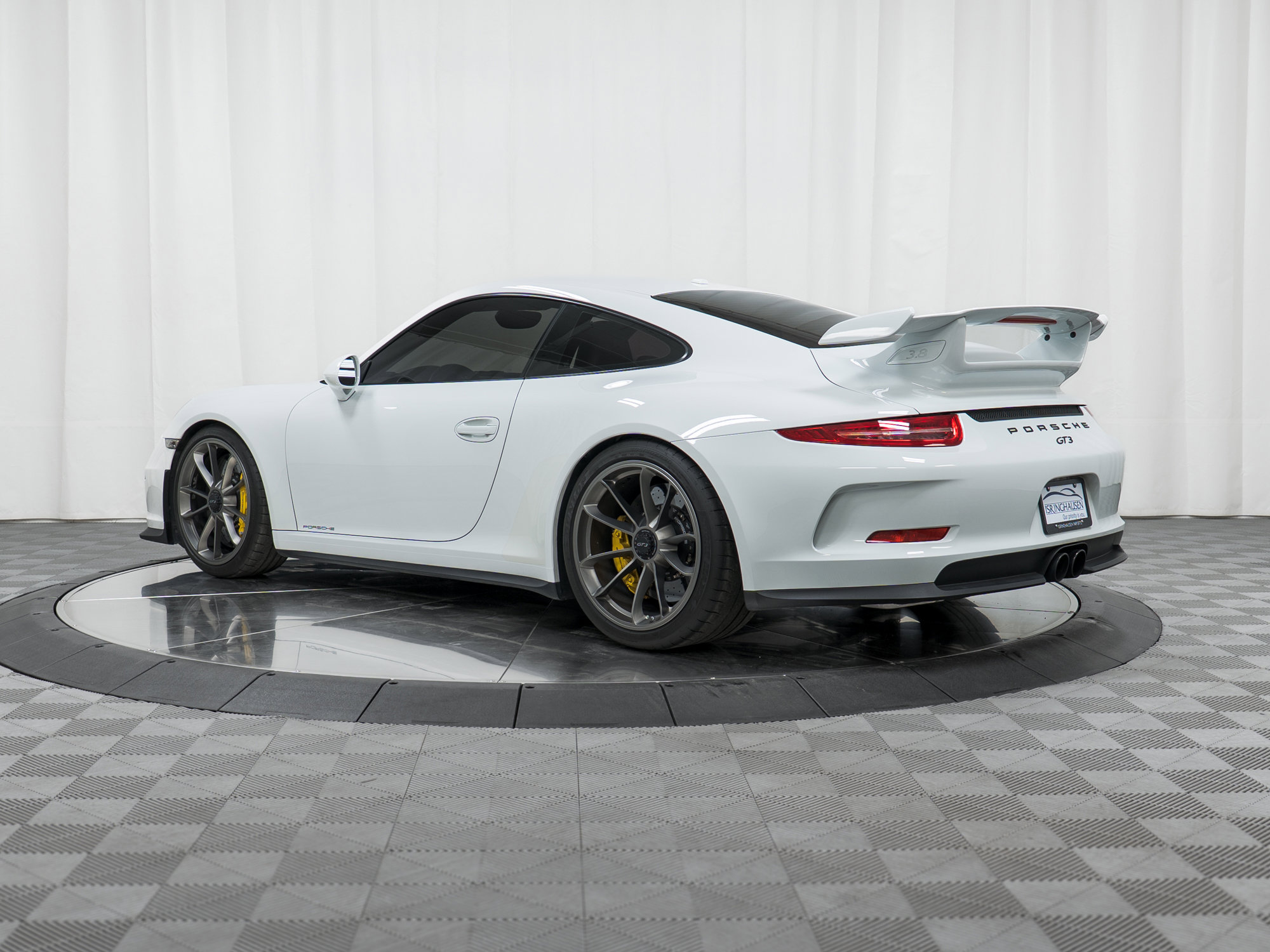 Certified 2014 Porsche 911 GT3 image 3