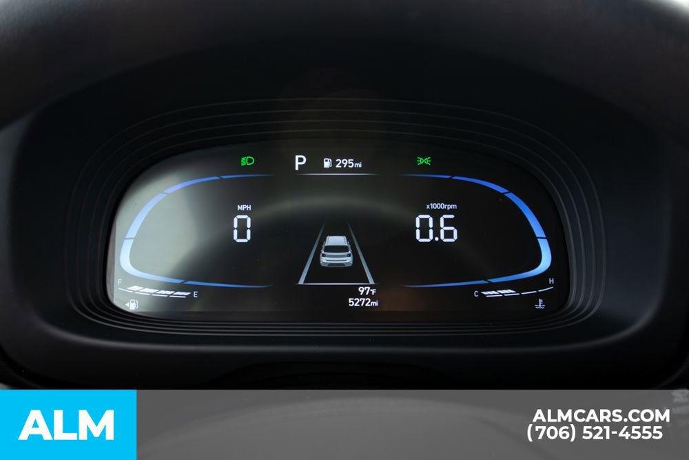 Certified 2025 Hyundai Venue SE image 34