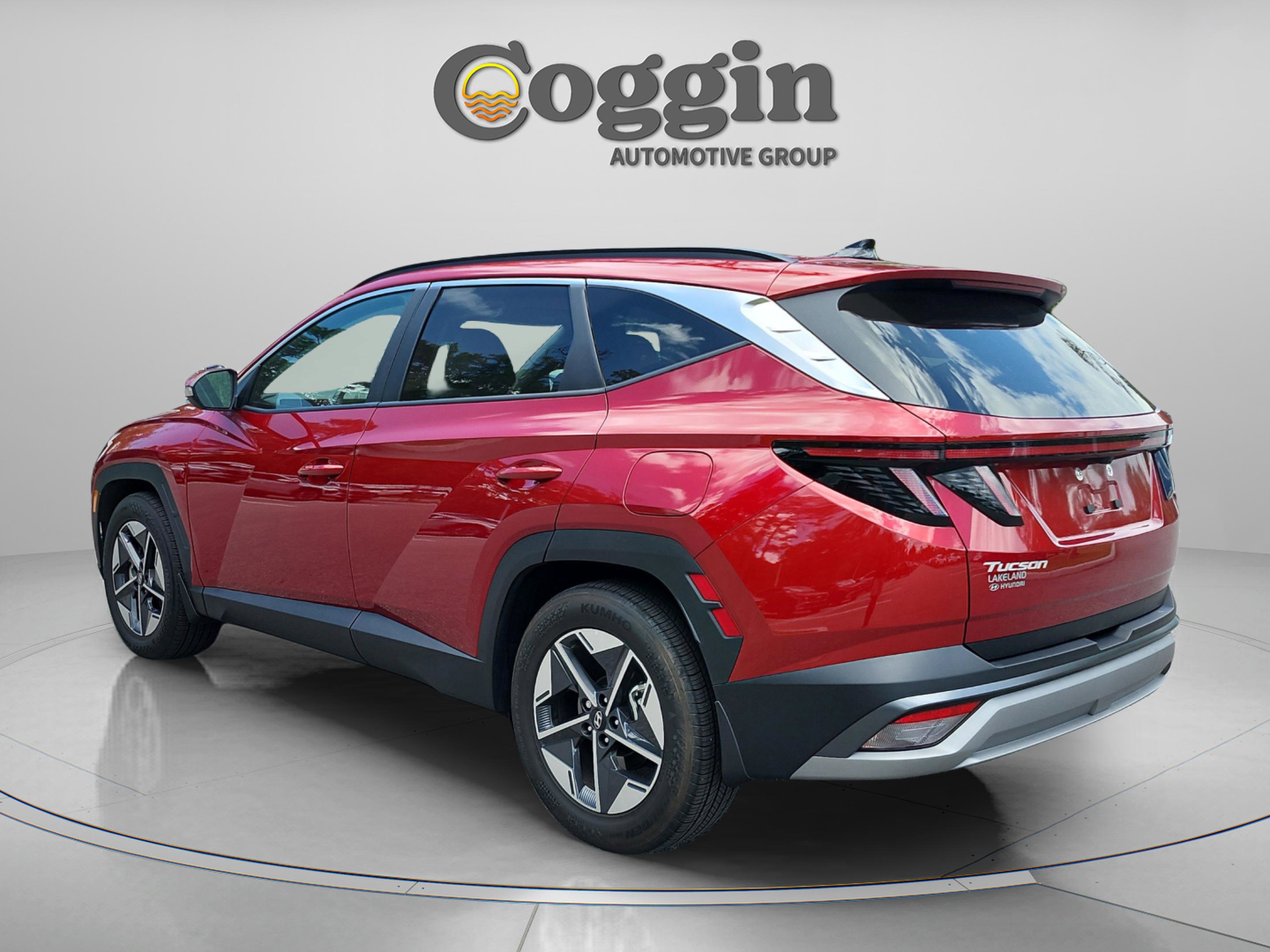 Used 2025 Hyundai Tucson SEL FWD image 3