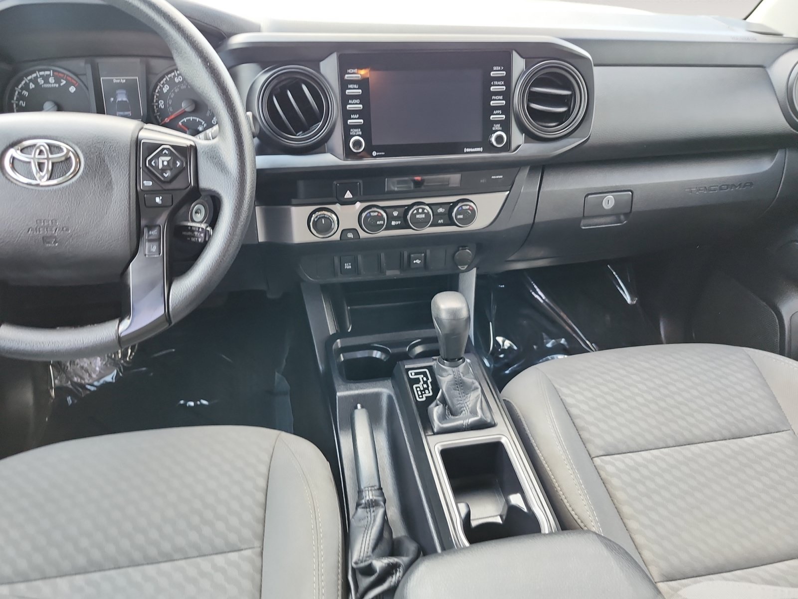 Used 2021 Toyota Tacoma SR AWD/4WD image 11
